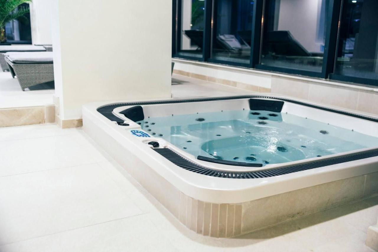 Mur Apartament Alezzi Beach Resort Нэводари Экстерьер фото